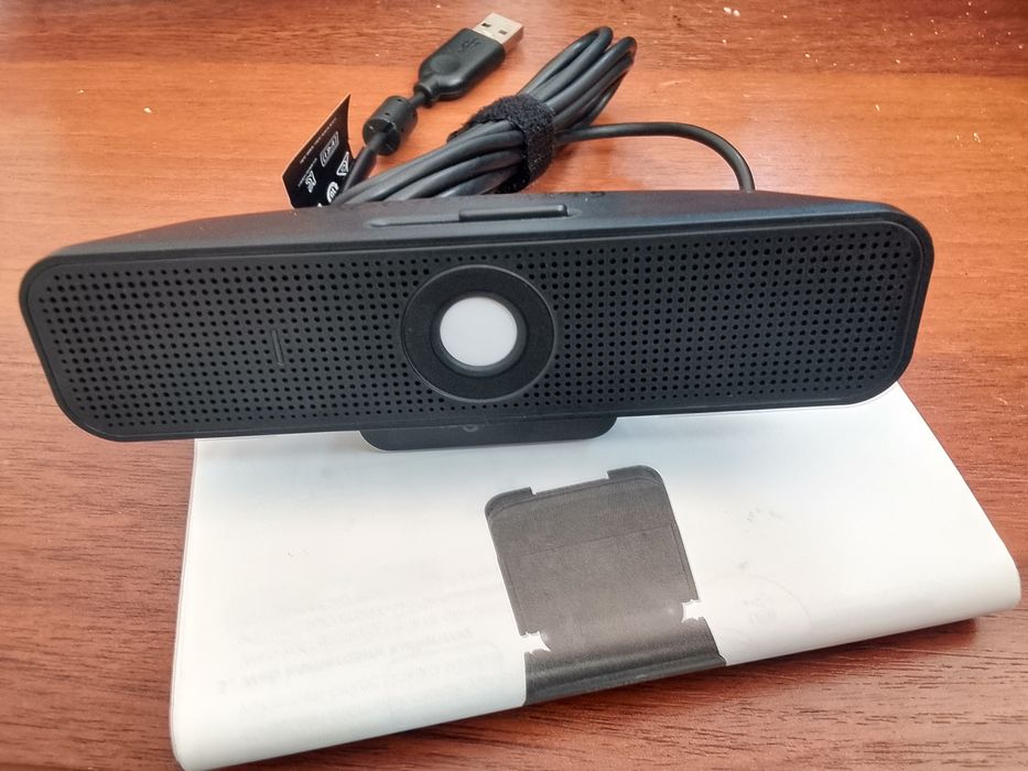 Продам веб камеру логитех