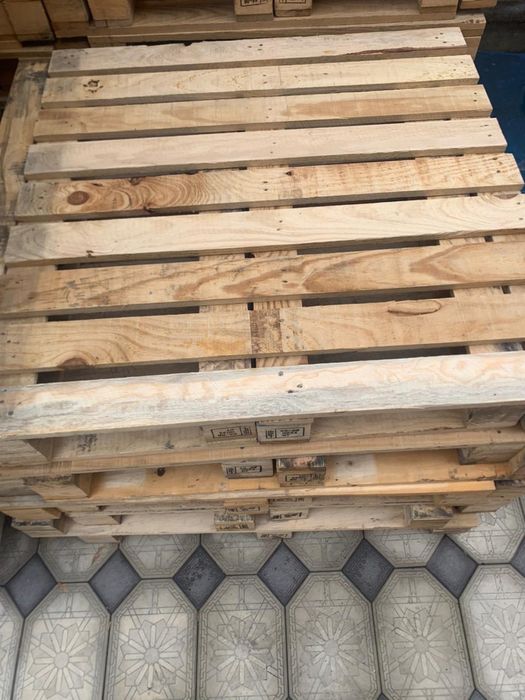 Продается поддоны, палеты