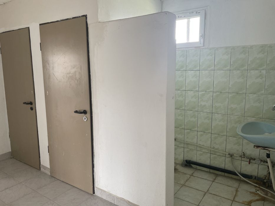 Dau in chirie spatiu comercial