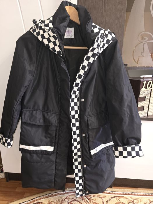 Куртка на девочку.