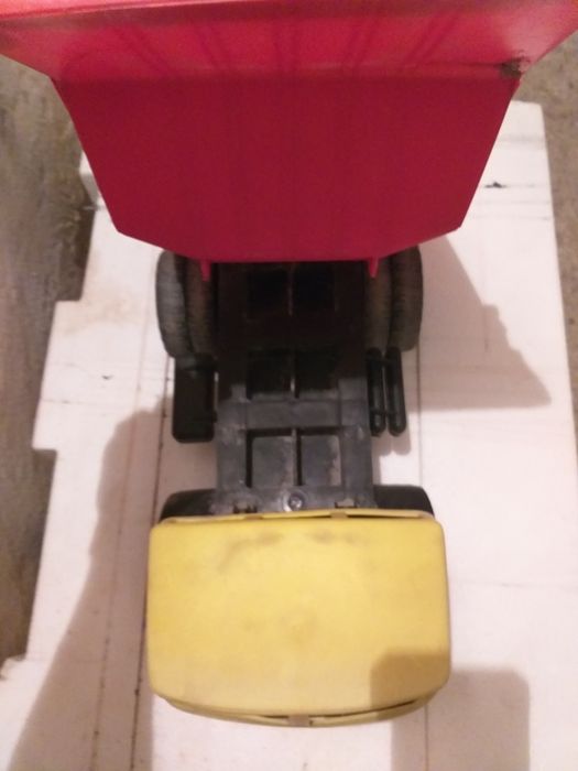 Камионче от Соца