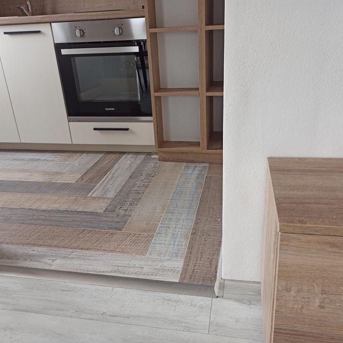 Продава се Двустаен апартамент в Казанлък - 62 кв.м за 1775 €/кв.м - Снимка #3