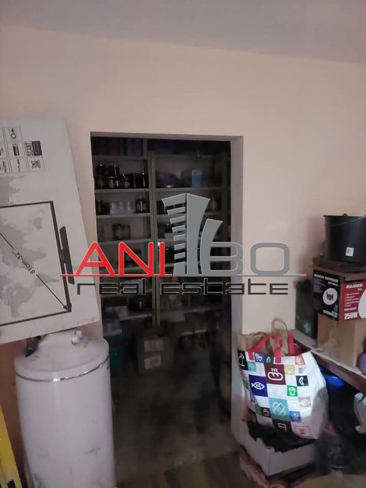 Продава се Къща в Варна, Колхозен пазар - 400 кв.м за 923 €/кв.м - Снимка #9