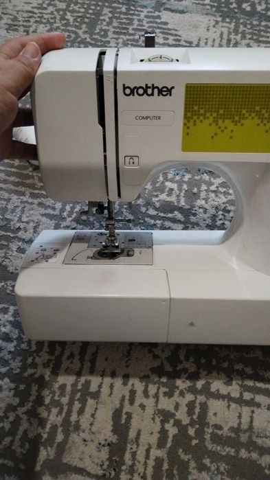 Швеиная машинка Brother