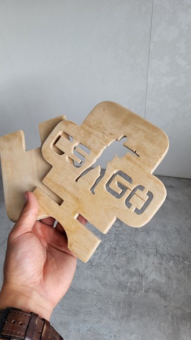 Подставка под телефон CS GO деревянная