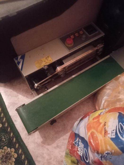 Роликовый конвейерный запайщик