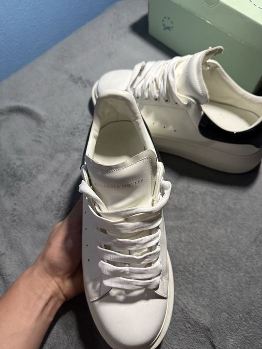 Alexander Mcqueen