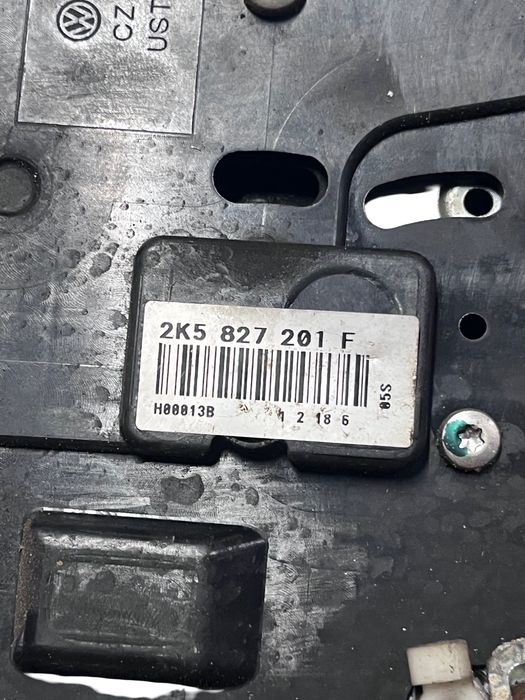 Broasca/Incuietoare Usa Stanga Spate Volkswagen Caddy Iv Box Saa, Sah