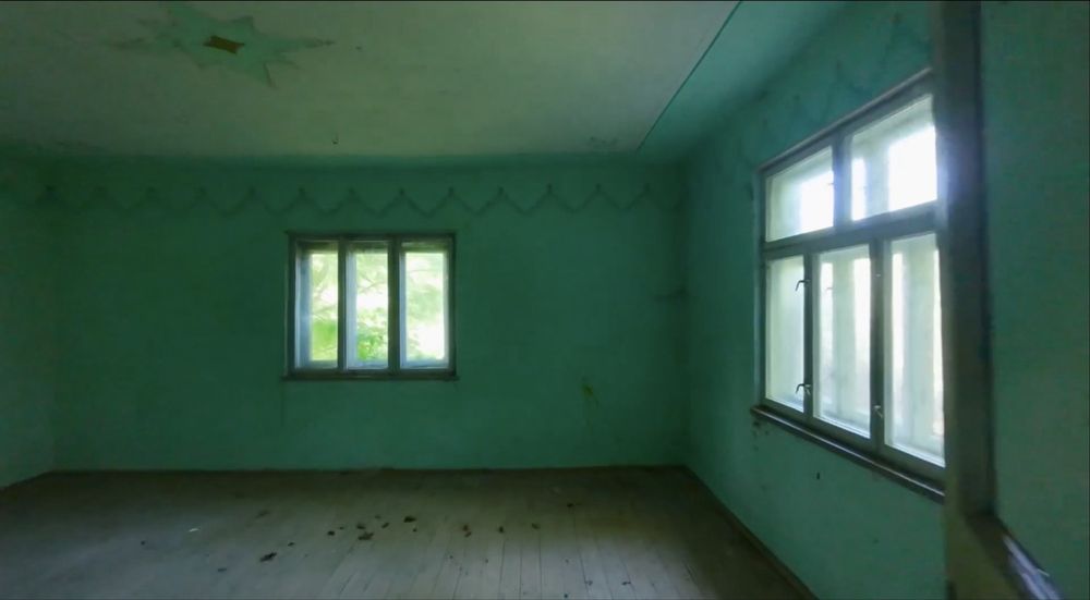 Casă de vânzare + teren 15 ari – zonă liniștită lângă pădure (Unguraș, jud. Cluj)