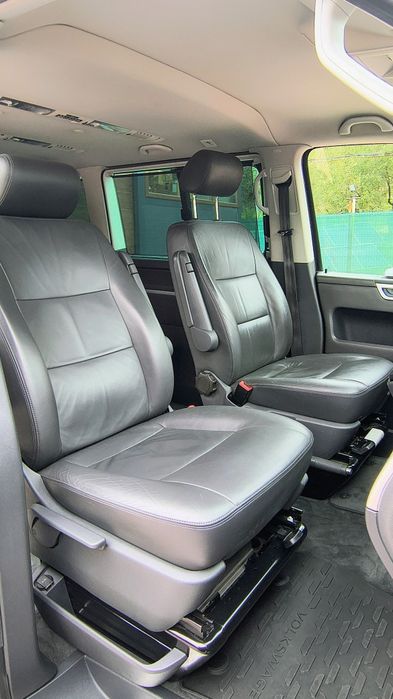 Vând /Schimb Volkswagen HIGHLINE T5 /T6 Multivan 4x4