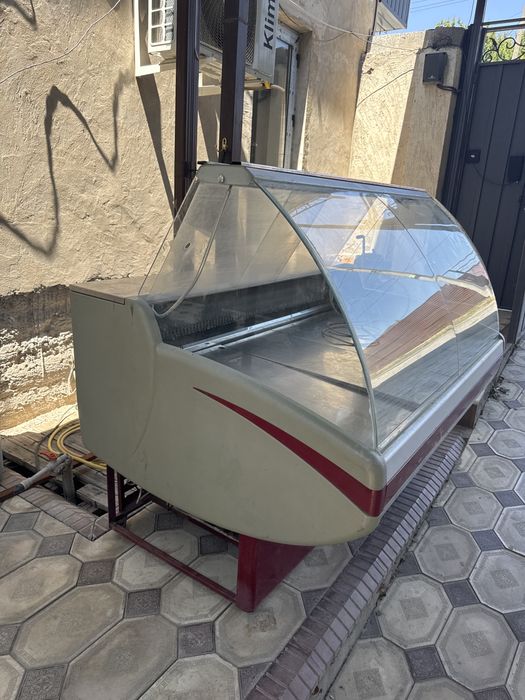 Витринный холодильник cryspi Gamma1500
