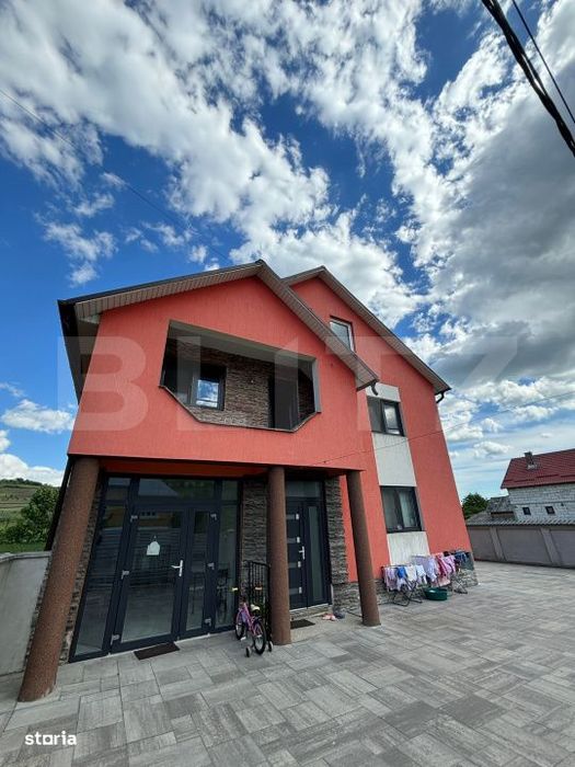 Proprietate deosebita cu cofetarie complet utilata, la doar 18 km de B