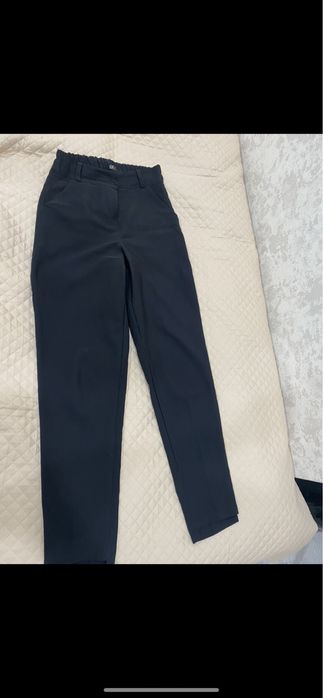 Продам джинсы брюки