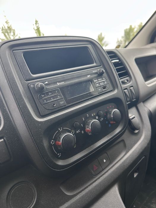 RENAULT Trafic 2015 — imagine 5
