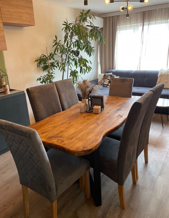 Плот за трапезна маса