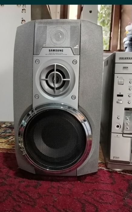 Samsung muzikalni sentir sotiladi