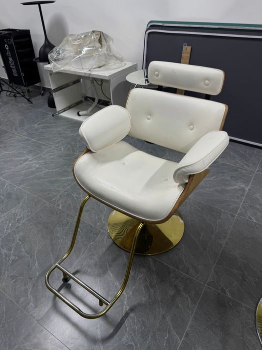 Кресло для салона