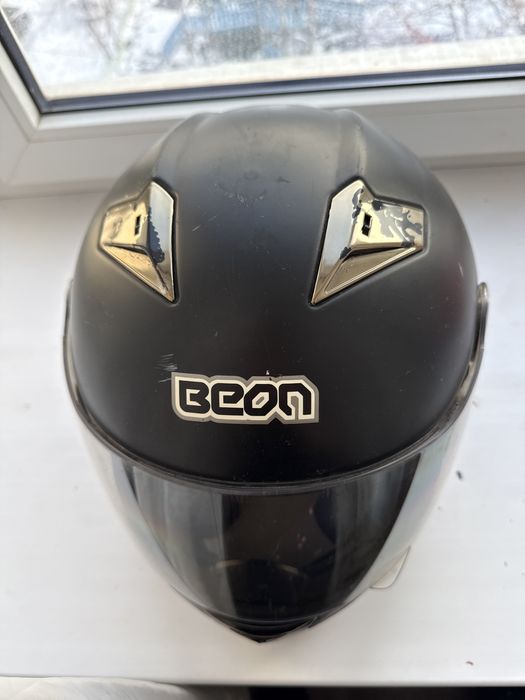 Продам шлем /каска