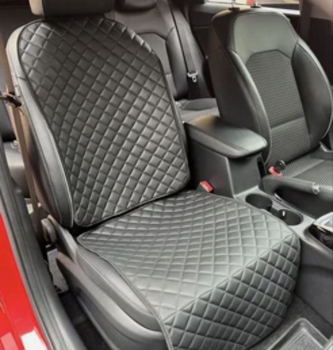 Защитная накидка в машину