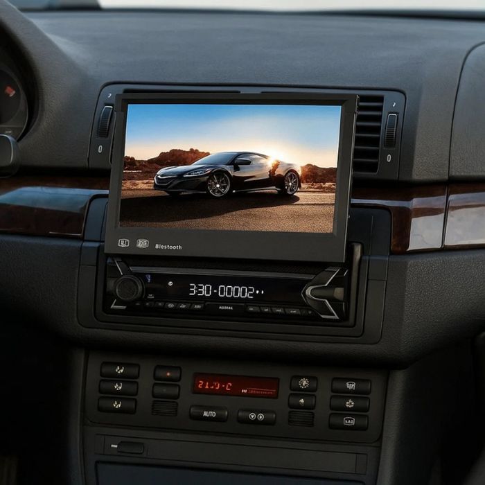 Медиен плейър 7" с тъчскрийн DVD, MP3, MP4, bluetooth, 1DIN