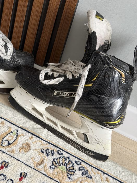 Продам коньки Bauer Supreme 2S Pro