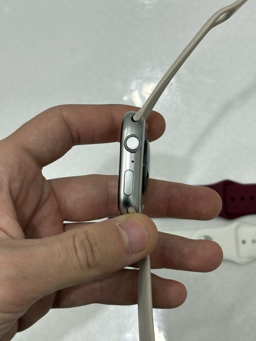 apple watch se 10 46mm