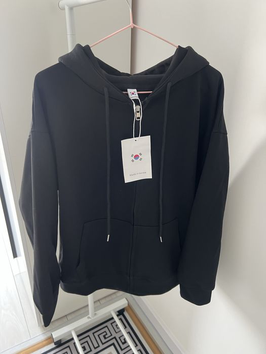 Худи черный с этикеткой