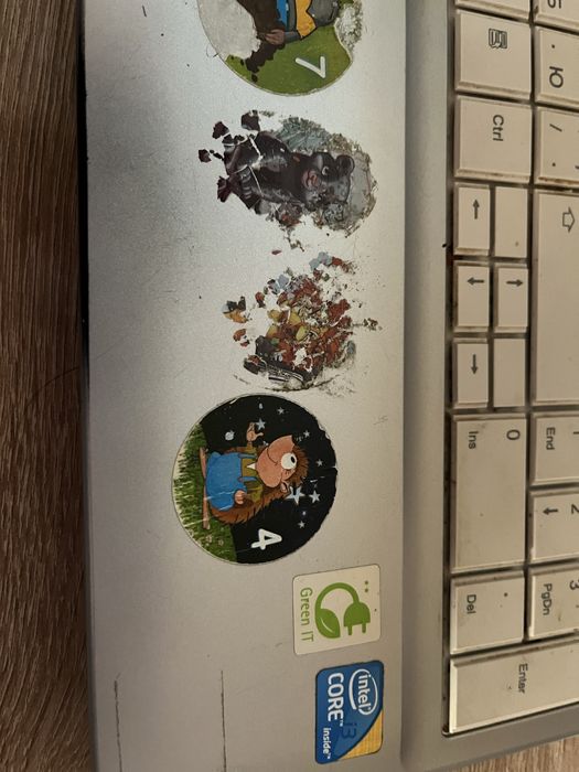 Продам Ноутбук марка Fujitsu, Core I 3,Windows 10,