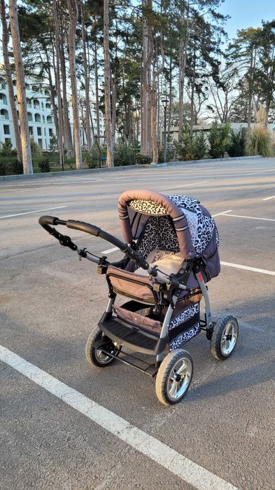 Бебешка количкаа