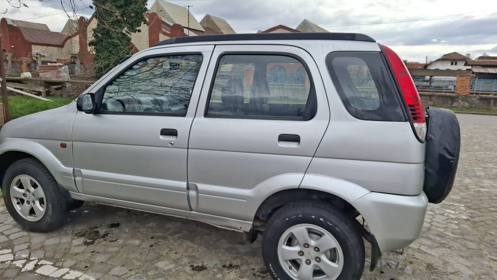 Vand jeep daihatsu