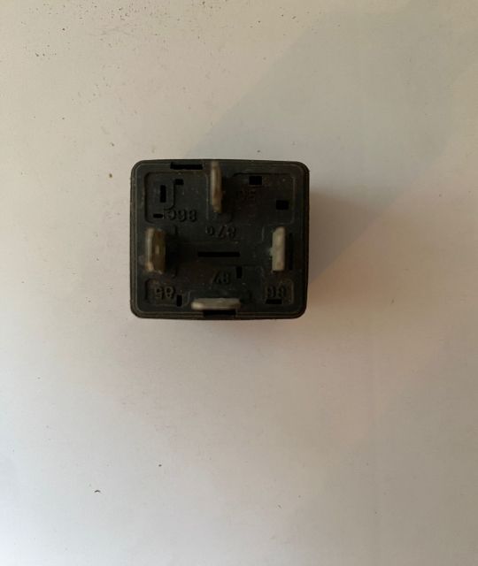 Releu  447 6U0906061A Skoda Fabia prima generatie (facelift)