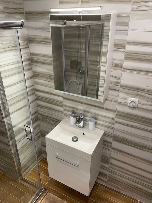 Продава  добре обзаведен двустаен апартамент в Паралия Офриниу, Гърция