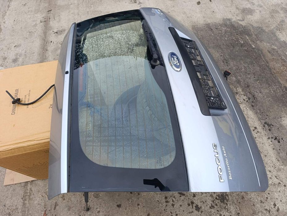 Заден капак / пета врата за Форд Фокус / Ford Focus комби 2006г