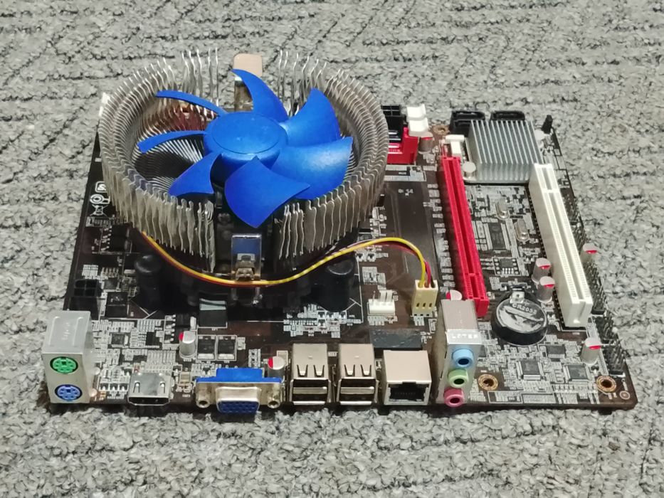 Процессор core i3 330 m 3 Гб ОЗУ за 5000