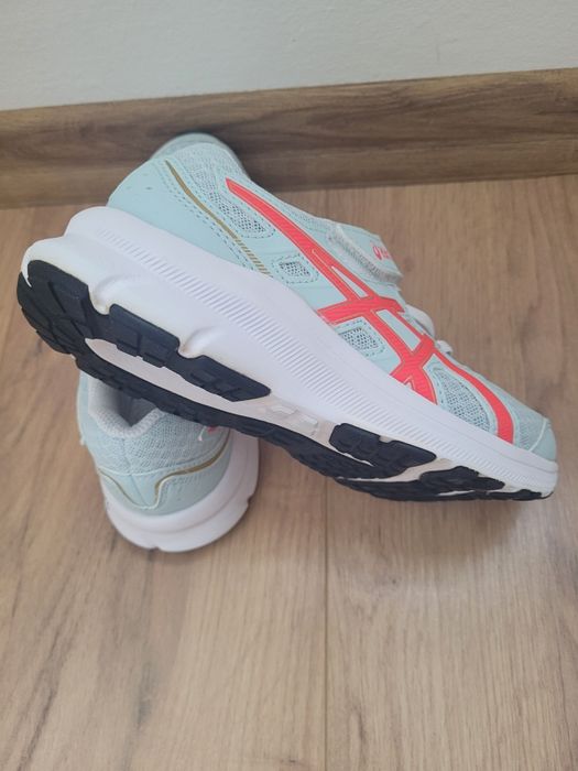 Детски маратонки Asics-32 номер
