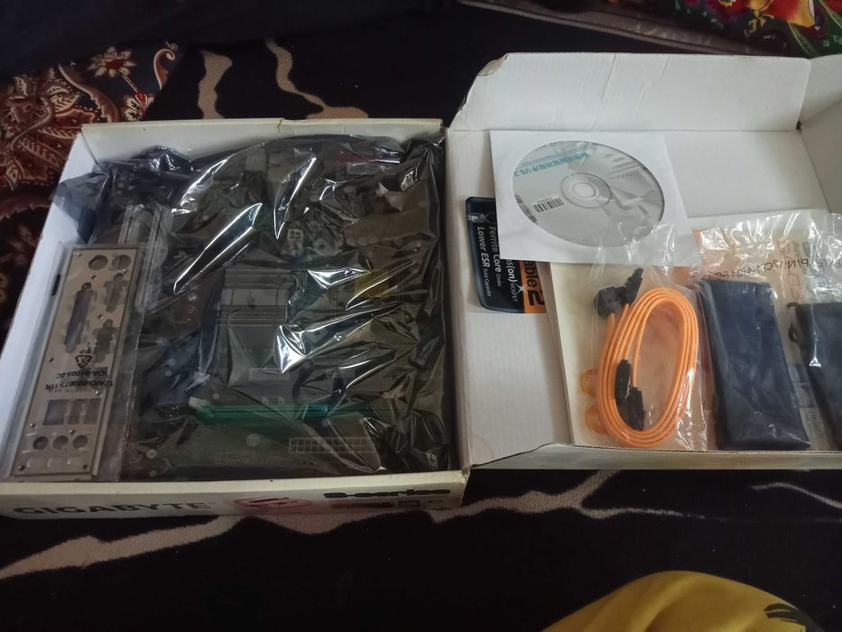 Продам материнскую плату