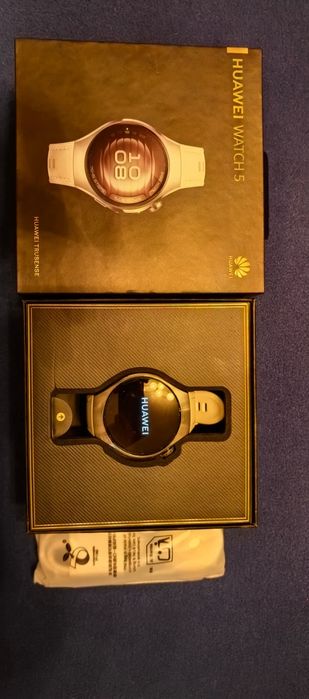 Huawei Watch 5 42 mm celular data alb