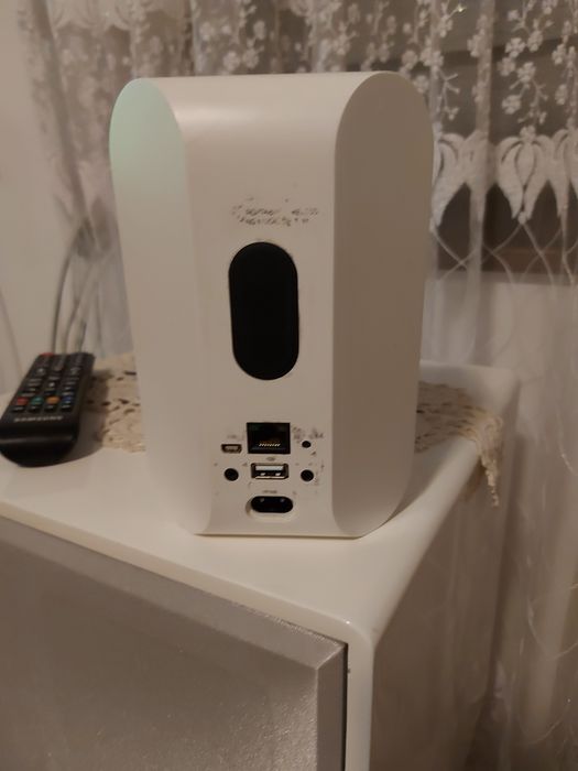 Soundlink Color 2 Bose Soundtouch 20, LG 32LJ610V.Bluesound Pulse Flex