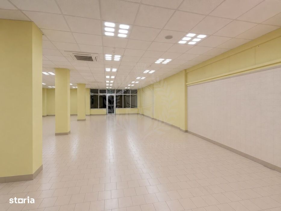 Spațiu Comercial De Închiriat – Zona Democrației