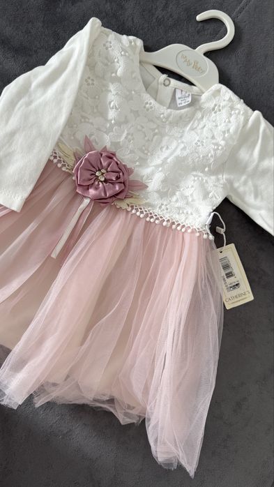 Продам новое детское платье