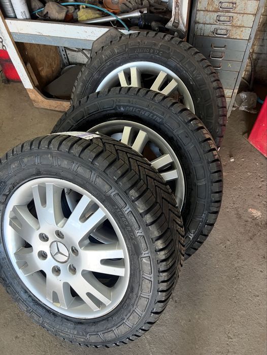 Jante sprinter w906 w907 235 60 r17 cauciucuri noi Michelin