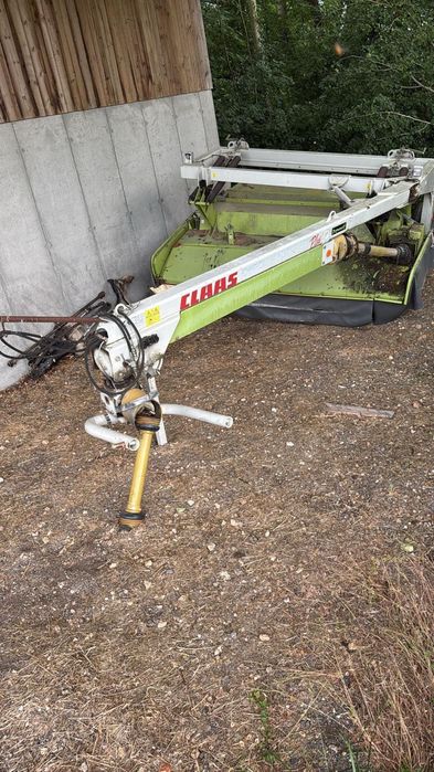 Cositoare CLAAS cu tocător