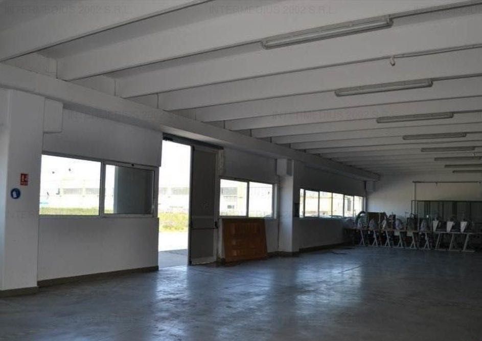 De închiriat sau vândut spațiu industrial 875,6 m², Incontro, Chișoda.