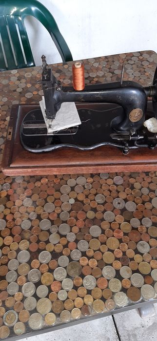 Ръчна шевна машина