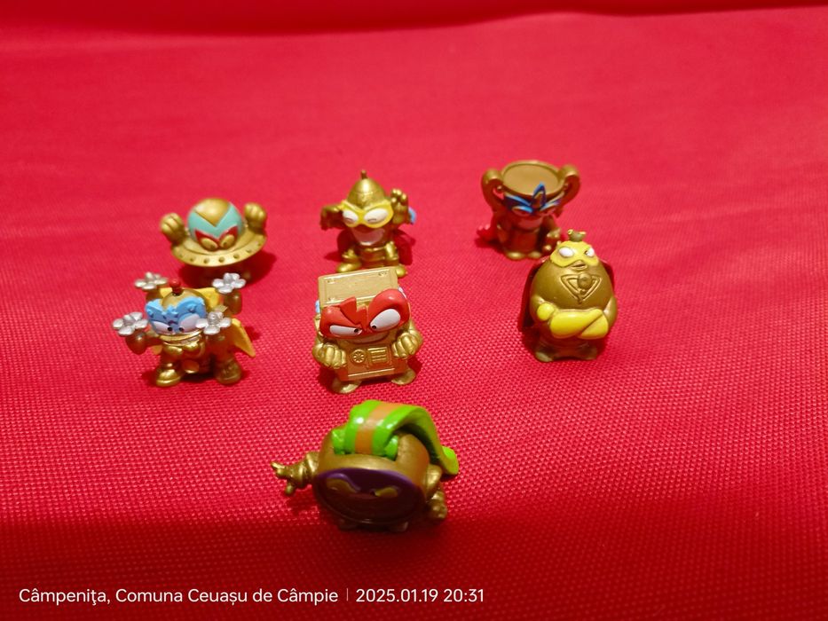 De vânzare Super Zings în stare foarte bună, ca noi.