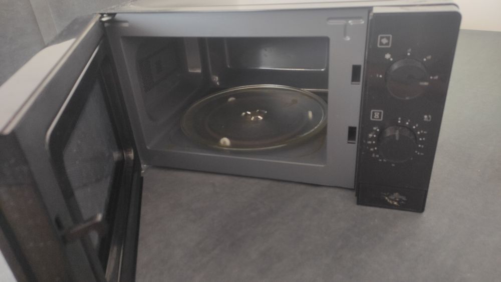 Микроволновая печь