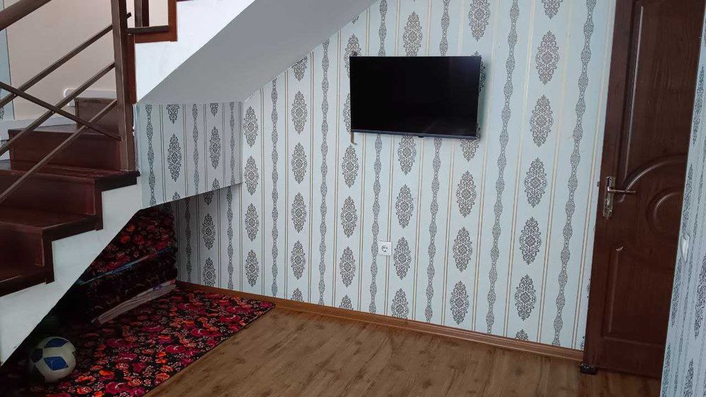 Shayxontohur, Drujba. 2 qavatli 5 xonali kvartira sotiladi.