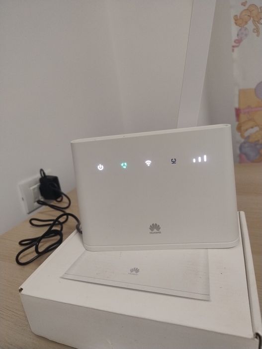 Router Huawei B311, complet, funcționează pe toate retelele!