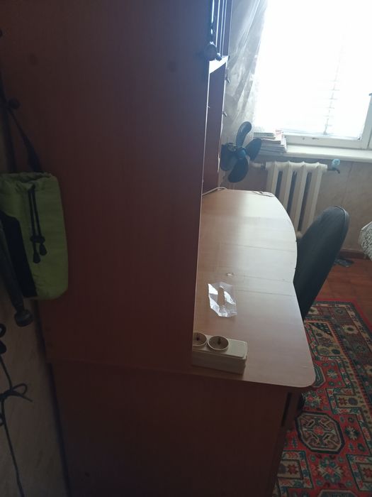 Стол компьютерный