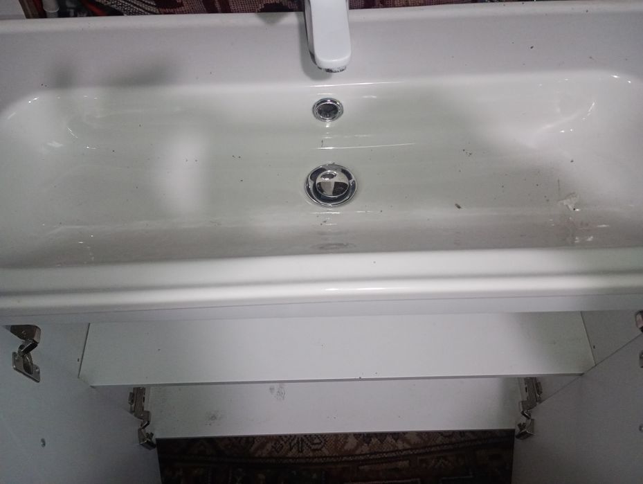 Lavoar ceramica cu masca și baterie complecta inclusa